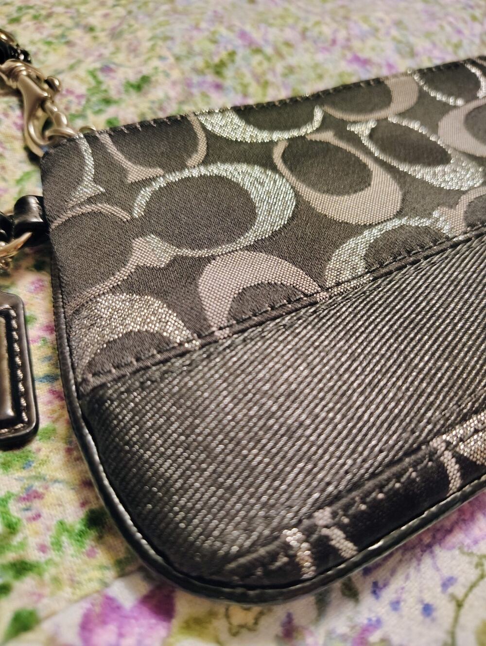 COACH Signature Grey/Black Stripe Wristlet - NWOT